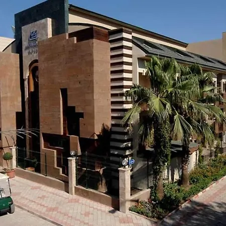 Ambassador Plaza Hotel