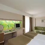 Hotel Plaza 4*