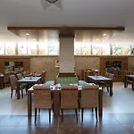 Hotel Plaza 4*