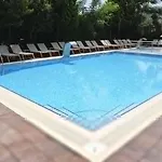 Hotel Plaza 4*