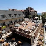 Plaza Kemer