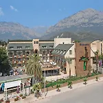 Plaza Kemer