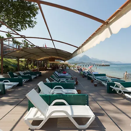 Plaza Kemer