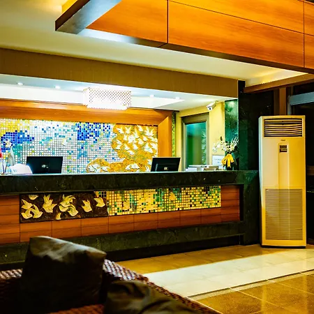 Otel Plaza