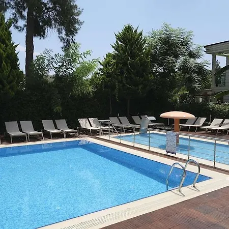 Hotel Plaza 4*