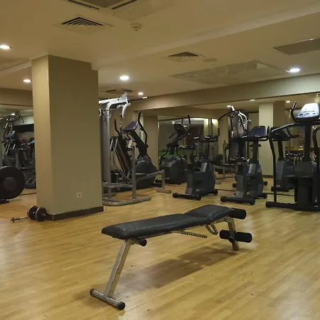 Plaza Hotel 4*