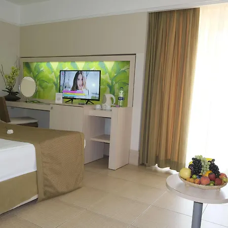 Hotel Plaza 4*